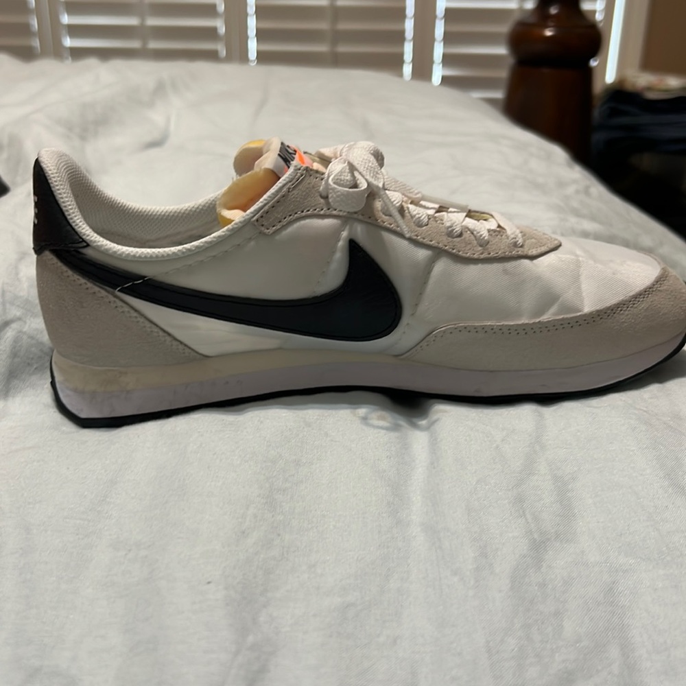 Nike low profile sneakers